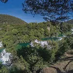 Appartement 3 Bedroom Cozy In Brodarica (Sibenik-Knin)
