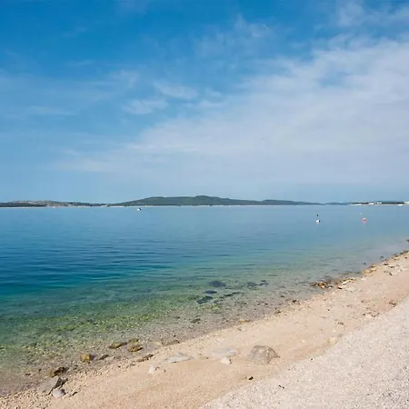 Nice Apartment In Brodarica With House Sea View Brodarica (Sibenik-Knin)