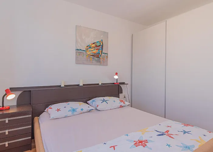 Apartman 3 Bedroom Cozy In *