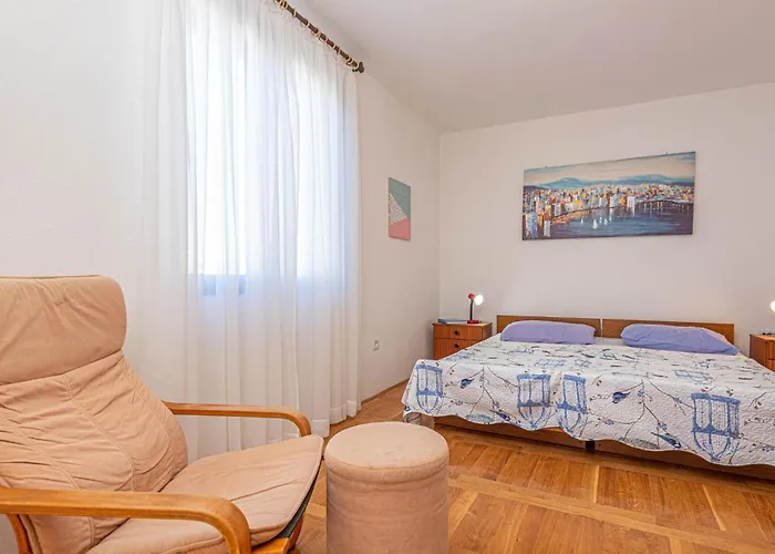 3 Bedroom Cozy In Appartement Brodarica (Sibenik-Knin)